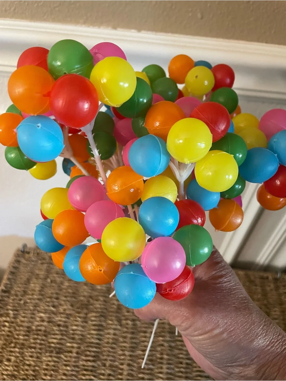 Vintage Balloon Bunch Cake Decorations set of 10!